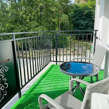 Debowa 8 Lesny Zakatek * 米利奇